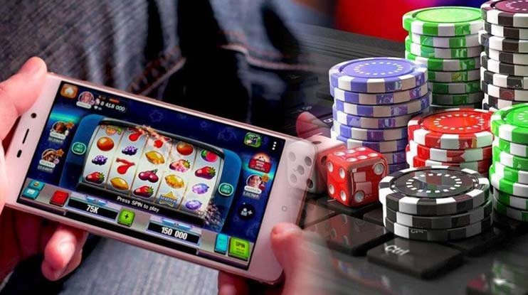 MM777 APK အွန်လိုင်း Slots ဂိမ်းများကို Myanmar ကျပ်ဖြင့် Mobile မှ ကစားနေသောမြင်ကွင်း